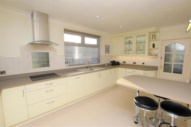 Kitchen..jpg
