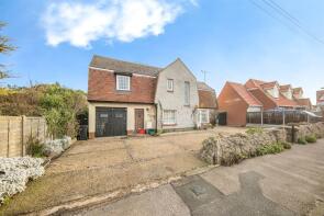128, Golf Green Road, Clacton-on-sea CO15 2RN