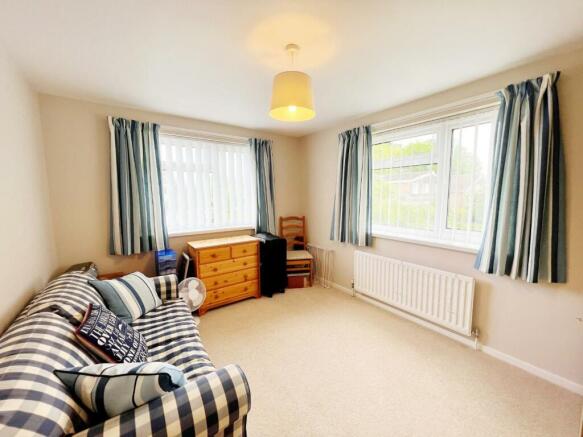 Bedroom 3 pic 1.jpg