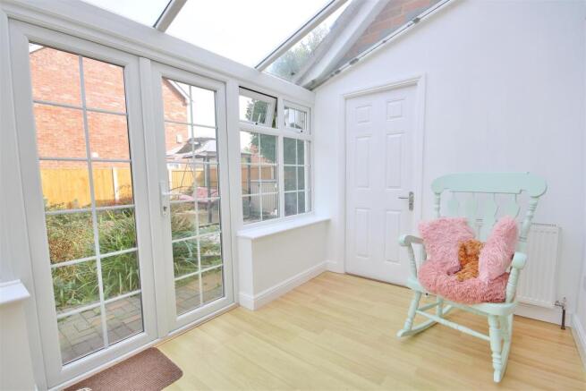 Conservatory/ Dining Room