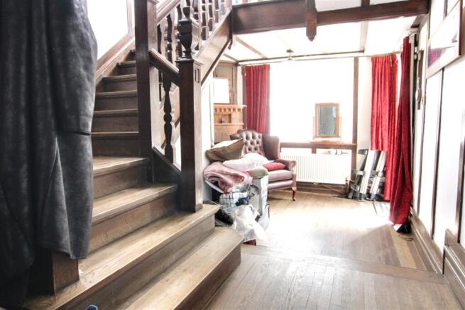 4 bed Detached for sale Image 8