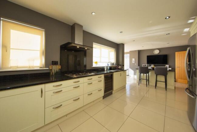 29 Usk Rd 0410.jpg