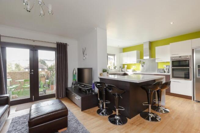 Kitchen/Dining/Famil