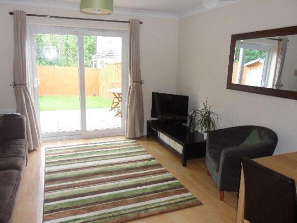 Lounge/ Dining Room