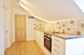 Flat 6, 32a, Mill Road, Cambridge CB1 2AD