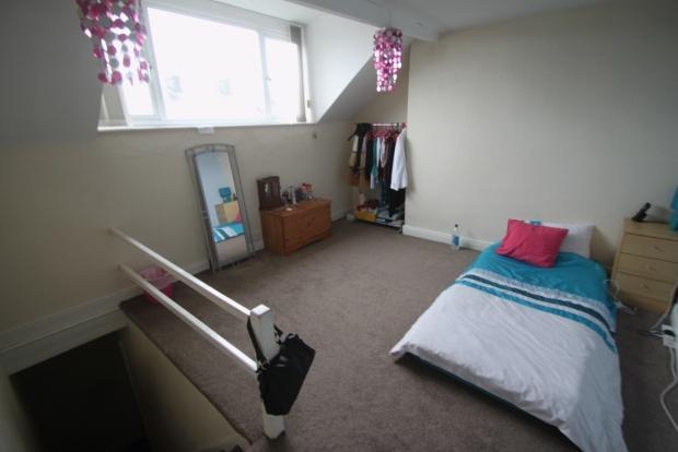 Bedroom 3 Image 2