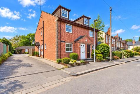Tidmarsh Street, Reading, Berkshire, RG30