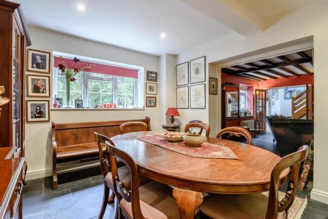 8474536-interior06.jpg
