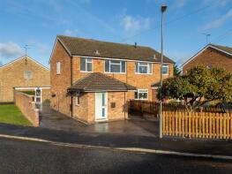 27, Beresford Avenue, Aylesbury HP19 9RU