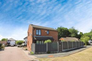 4, High Bank Approach, Colton, Leeds LS15 9DA