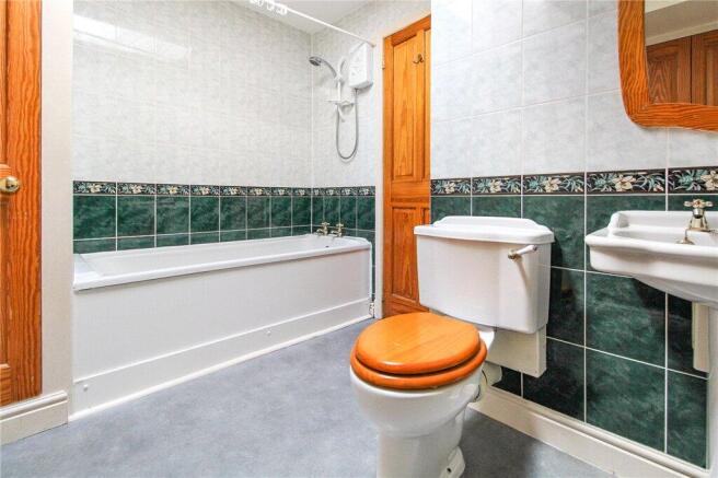 2 bed Apartment for sale Image 7