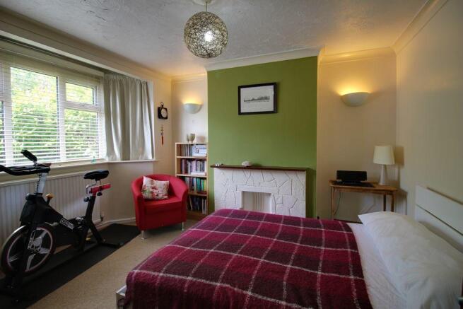 Living Room/Bedroom