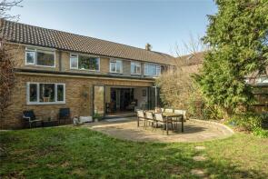 21, Hazelbank Close, Liphook GU30 7BZ