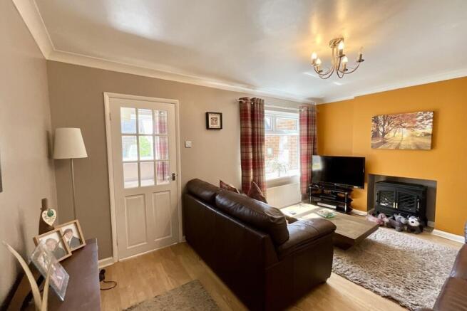 4 bed Semi-Detached for sale Image 7