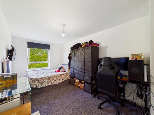 2 bed Apartment for sale Image 8