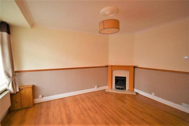 SITTING ROOM.jpg