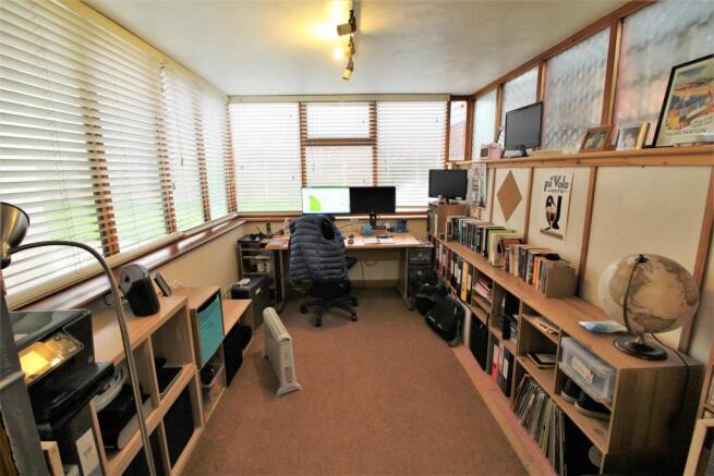 HOME OFFICE