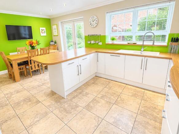 Kitchen / Diner