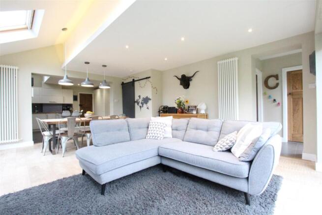 Living/Dining Room