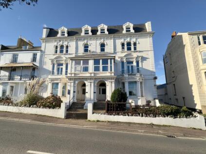 Devon Court, West Cliff, EX7