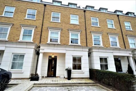 Egerton Drive, London, TW7