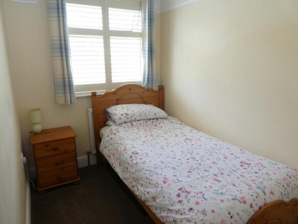 Bed3.JPG