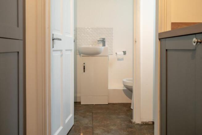 3 bed Terraced for sale Image 7