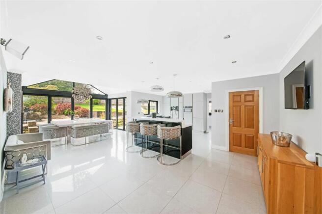 DINING / LIVING / KITCHEN