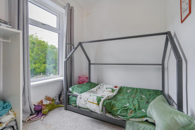 3 bed Terraced for sale Image 8