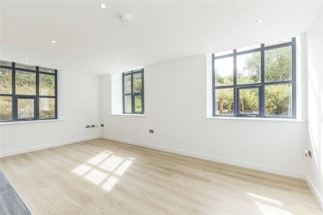 2 bed Apartment for sale Image 5