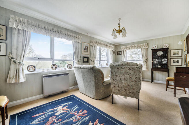 1435671-19-69cd39...