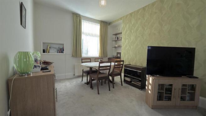 Hawthorne Terrace, Aberdare photo 4