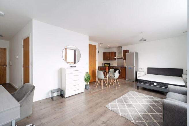 Studio Apartment