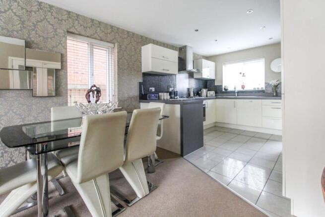 Kitchen/Dining Room