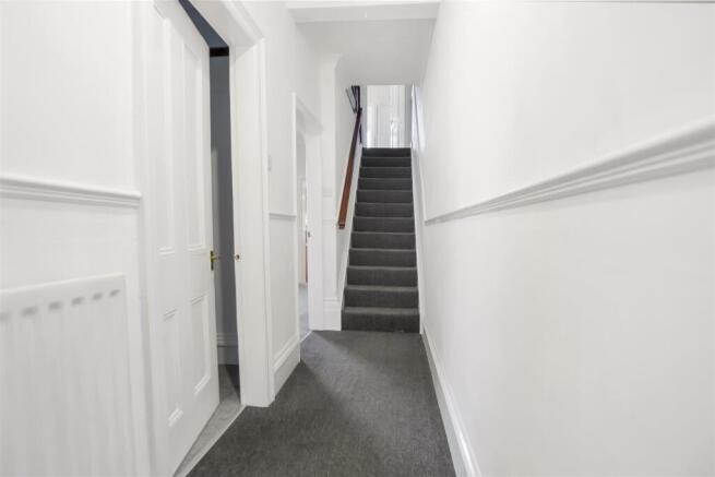 3 bed Semi-Detached for sale Image 6