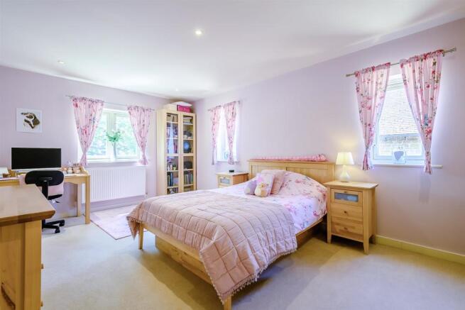 Bedroom 2.jpg