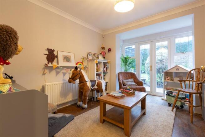 Pirbright House-3.jpg