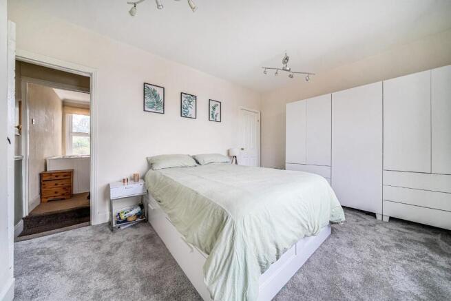 Bedroom One (2/2)
