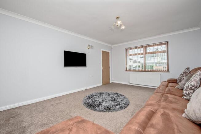 7 bed Semi-Detached for sale Image 4
