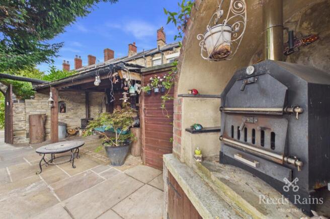 2 bed Semi-Detached for sale Image 6