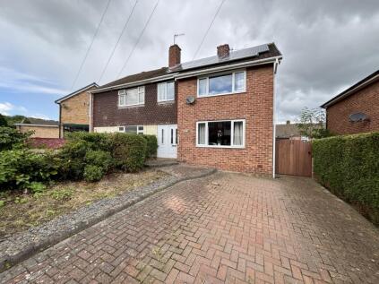 Cleveland Way, Chesterfield, Derbyshire, S40