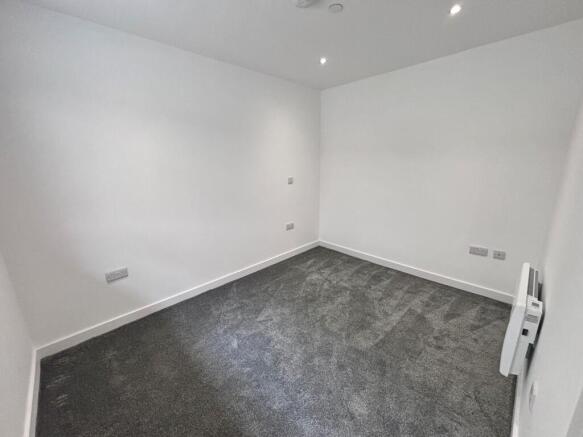 1 bed Apartment to rent Image 4