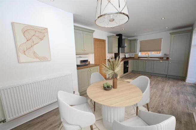 KITCHEN/BREAKFAST ROOM