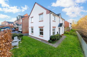 37, Armfield Grove, Leigh WN7 4FQ