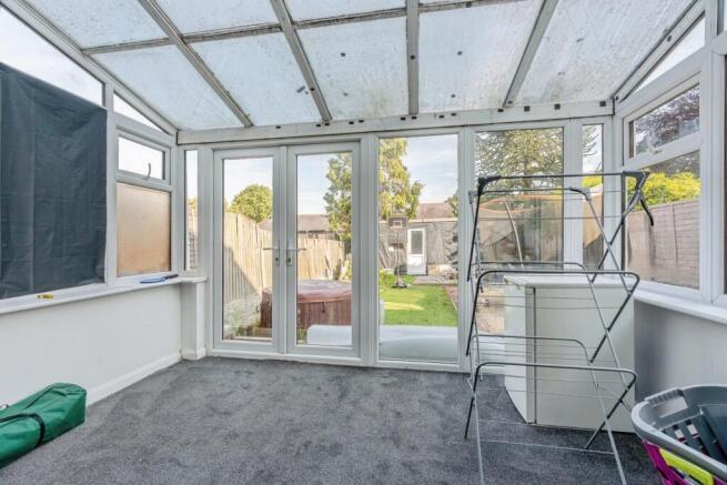 3 bed Semi-Detached for sale Image 9
