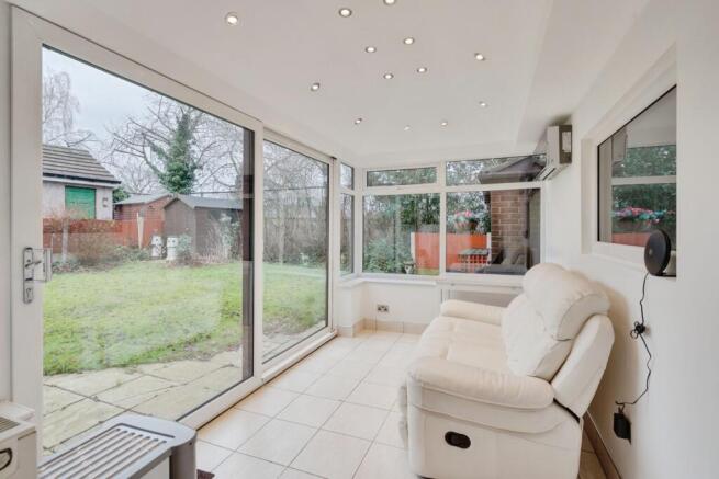 pbox-IMG.jpg