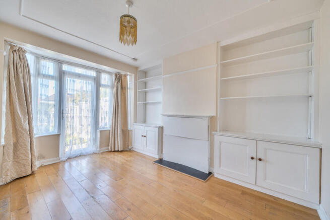 1372823-9-68fb684...