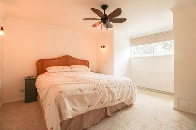 Bedroom 1 (Double)