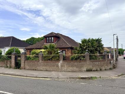 Maidstone Road, Wigmore, Rainham, ME8