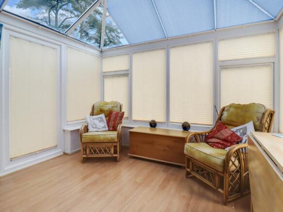 Summer-Room
